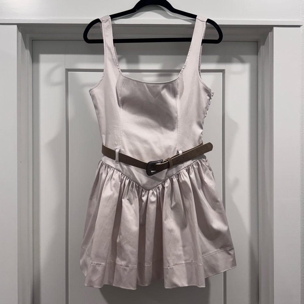 Fitted Belted Short Cream Dress